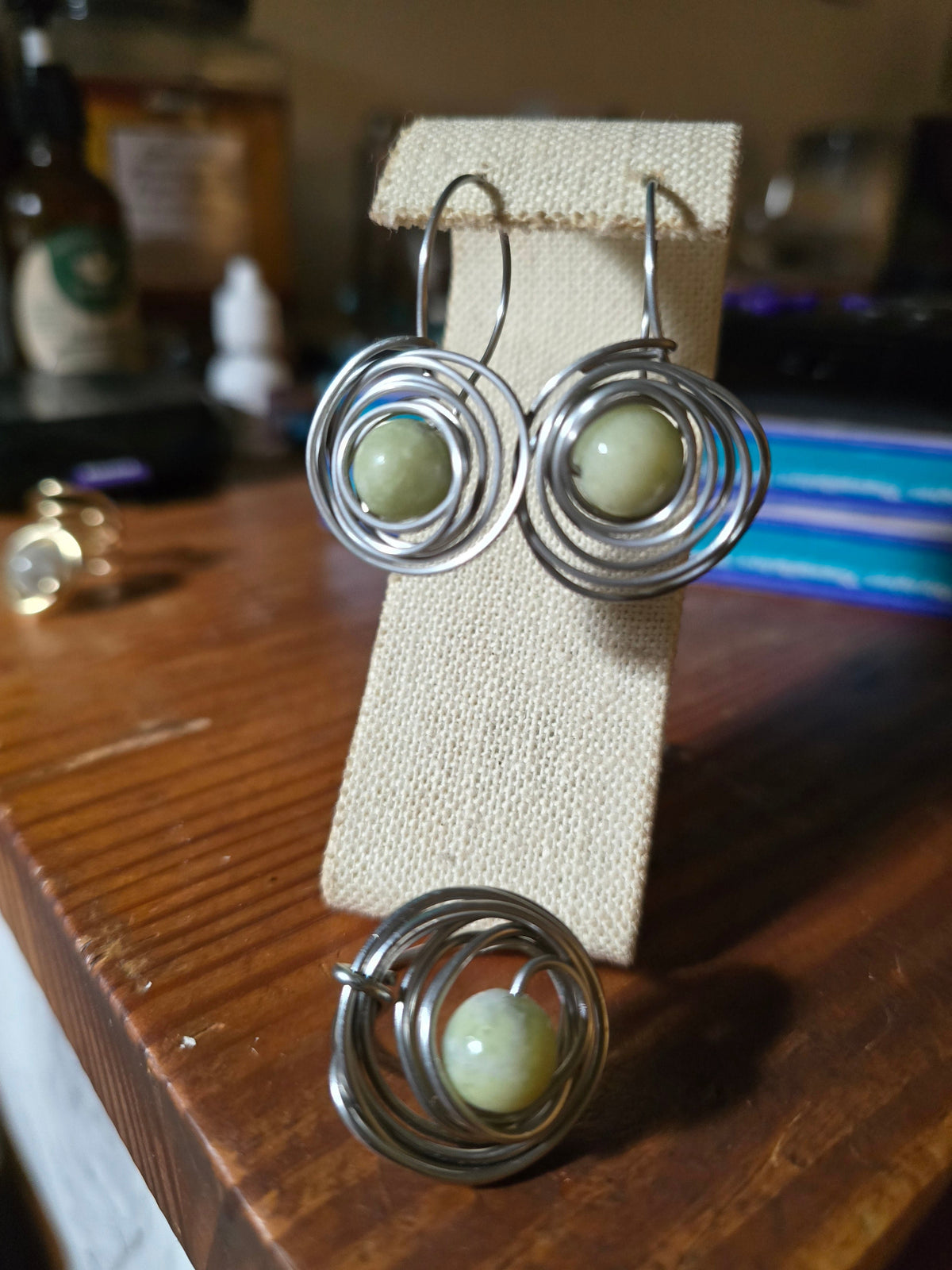 QUEEN’S SHIELD EARRINGS