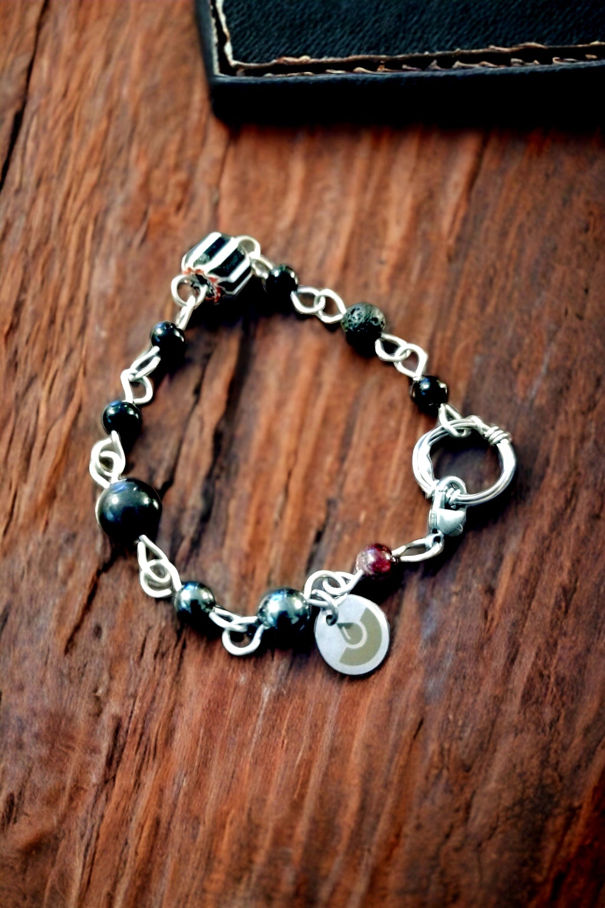 Earthen Reminders Completion Link Bracelets